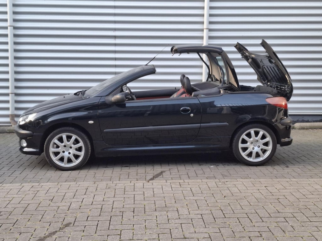 Peugeot 206 cc 2.0i 16v cabriolet clima/leder/park