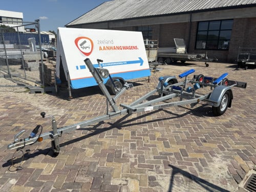 Marlin enkelas boottrailer ongeremd 500kg 4 meter, compleet en Z.G.A.N.
