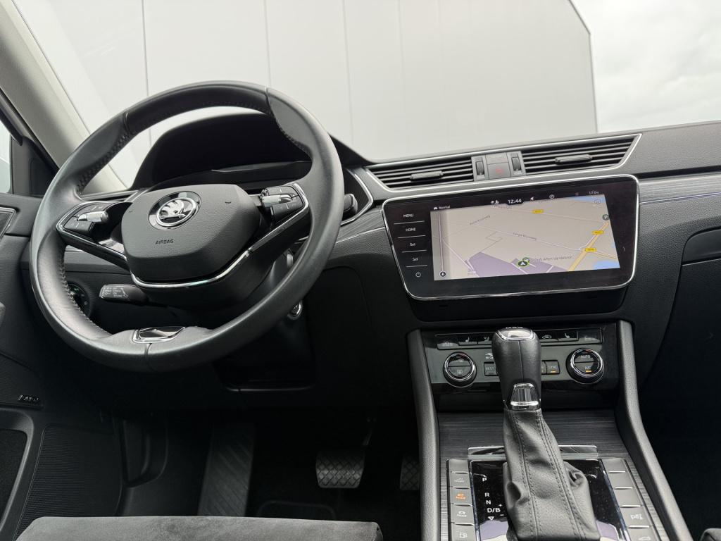 Skoda Superb combi 1.4 tsi iv 218pk style | pano dak | trekhaak