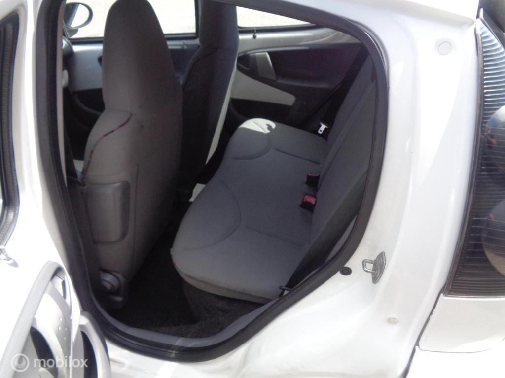 Citroen C1 1.0-12v ambiance/nieuwe apk 07-2027/airco/nieuw banden/zuinig in