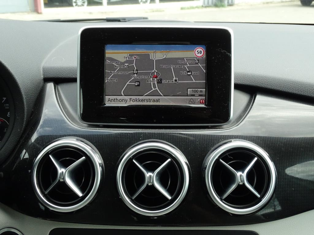 Mercedes-Benz B-Klasse 200 ambition automaat | leder | navi