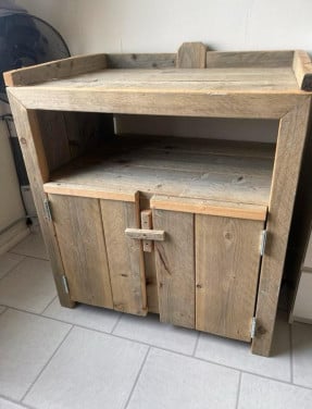 Mooie steigerhouten commode/ kast