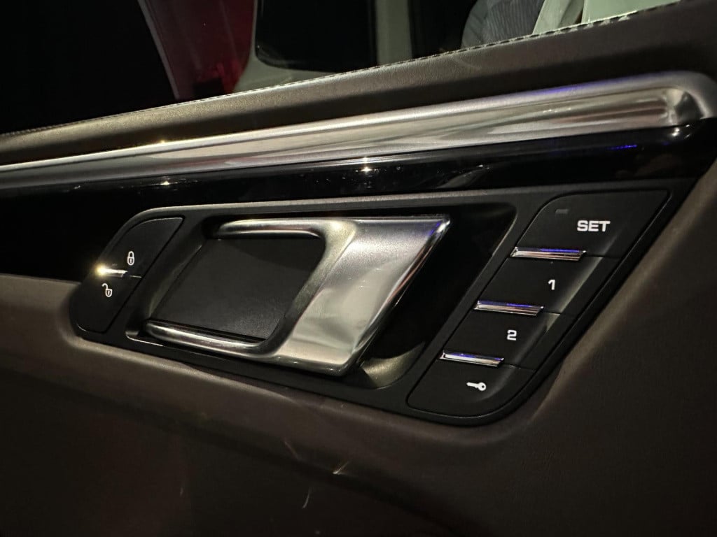 Porsche Macan 3.0 s *luchtvering*sportchrono*stoelventilatie