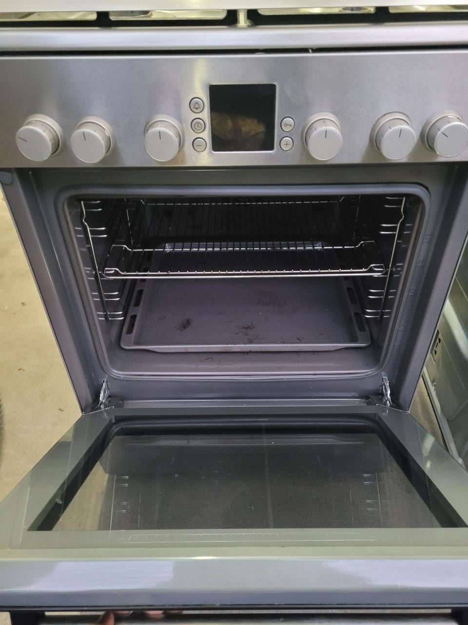 Bosch Rvs gasfornuis