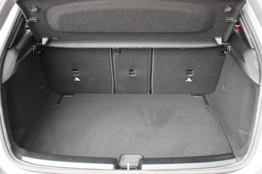 Mercedes-Benz A-Klasse amg 35 4matic premium plus | schaalstoelen | 360 cam