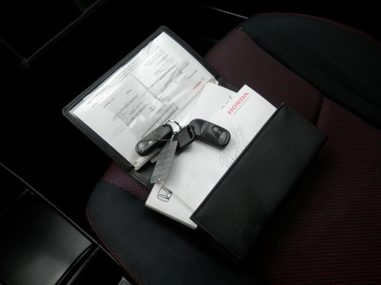 Auto Garant Biedt Aan: Honda Civic 1.6 3 DR Sport