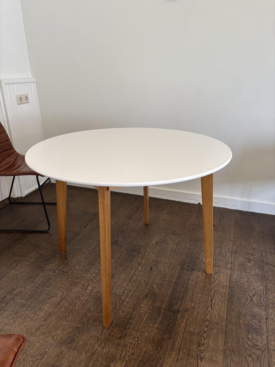 Ronde tafel wit