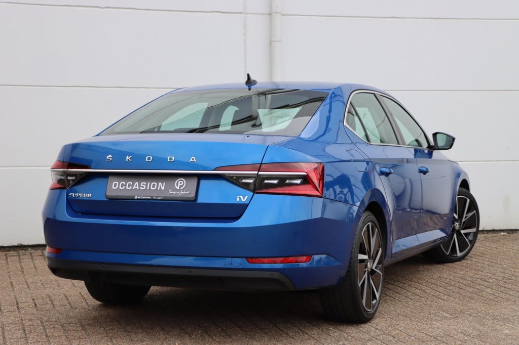 Skoda Superb 1.4 tsi iv business edition 218pk dsg6