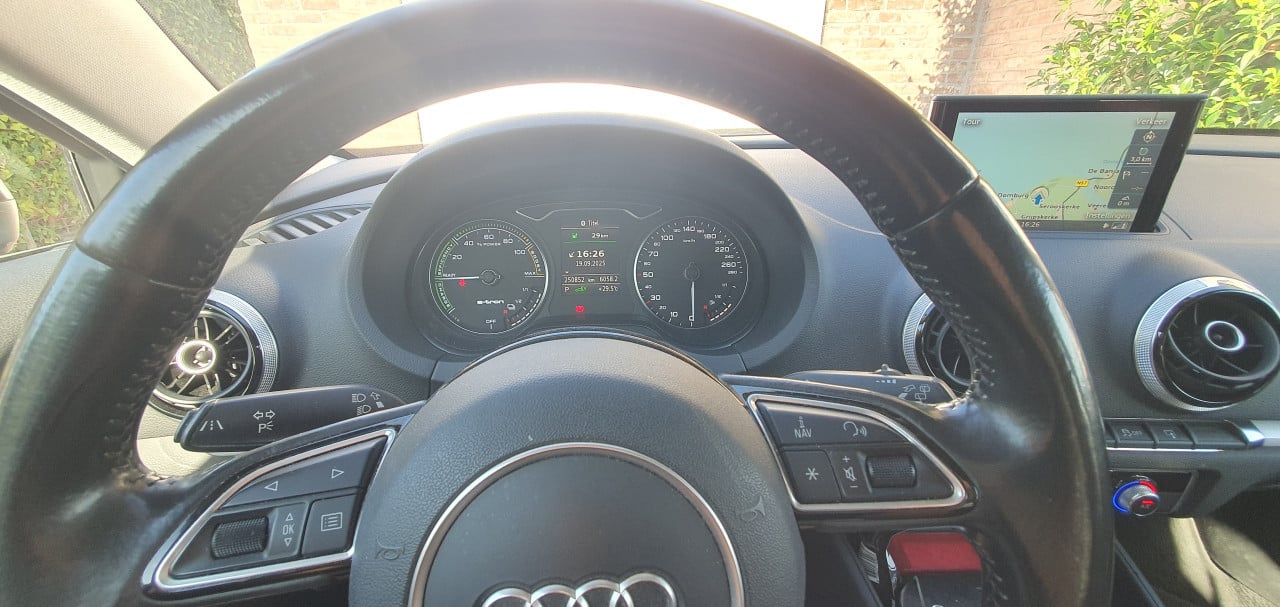 Audi A3 1.4 sportb E-tron, Attr Proline+, 2015, met trekhaak