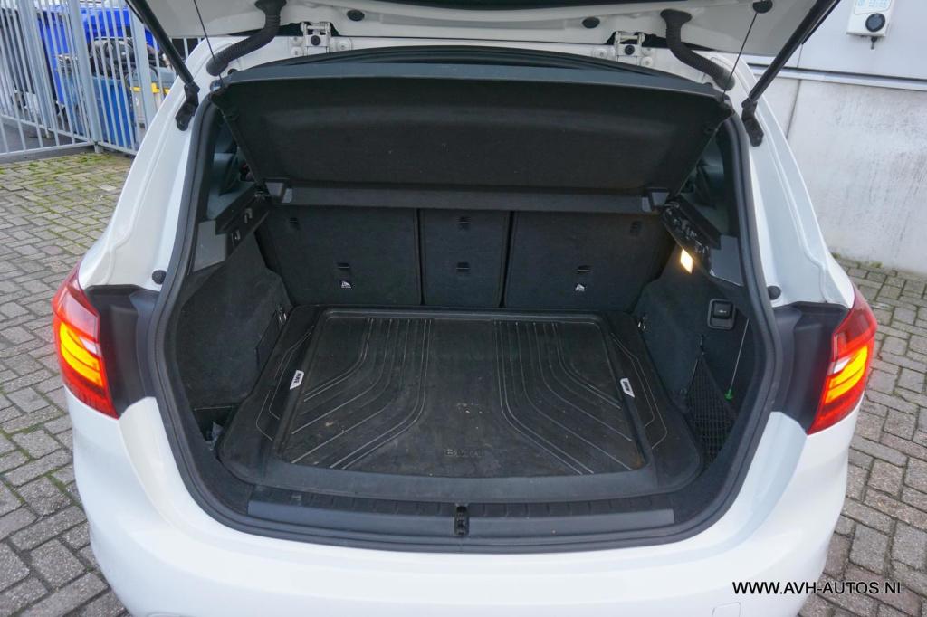 BMW 2-serie active tourer 218d executive