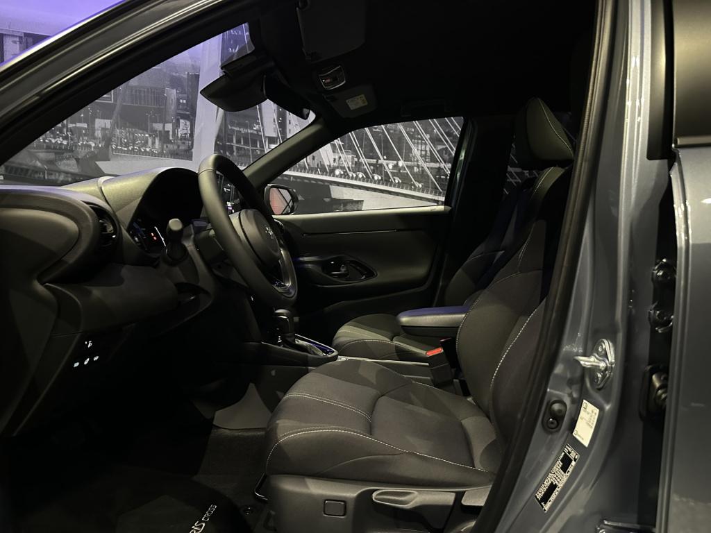 Toyota Yaris Cross 1.5 hybrid 130 dynamic *facelift*nieuw*direct beschikbaa