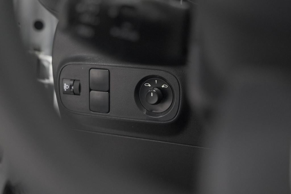 Citroen C3 puretech 82 feel | climate control | apple carplay | cruise cont