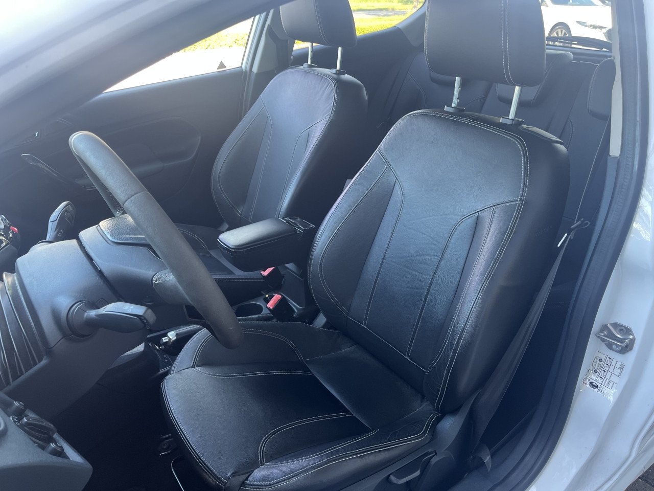 Ford Fiësta 1.6 Metal|Leer|17 inch|97.500 km|Dealeronderhouden