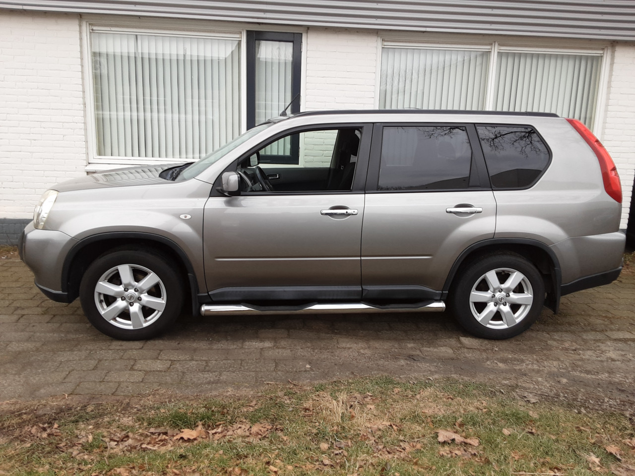 Nissan X-Trail 2.0 SE 4WD