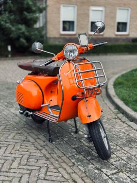 1985 Piaggio Vespa PX150 motorscooter - klassieker