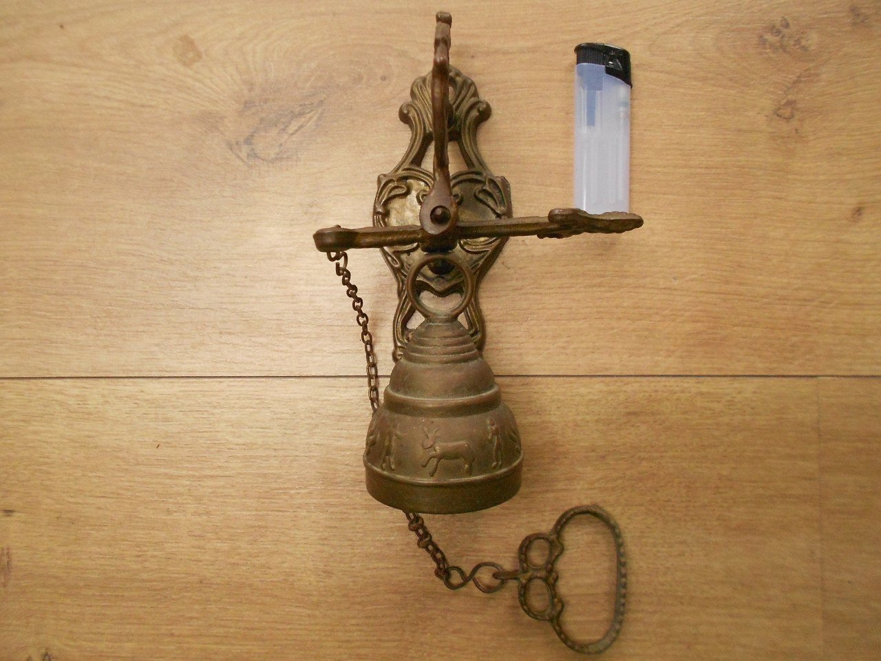Antieke deurbel schuurbel