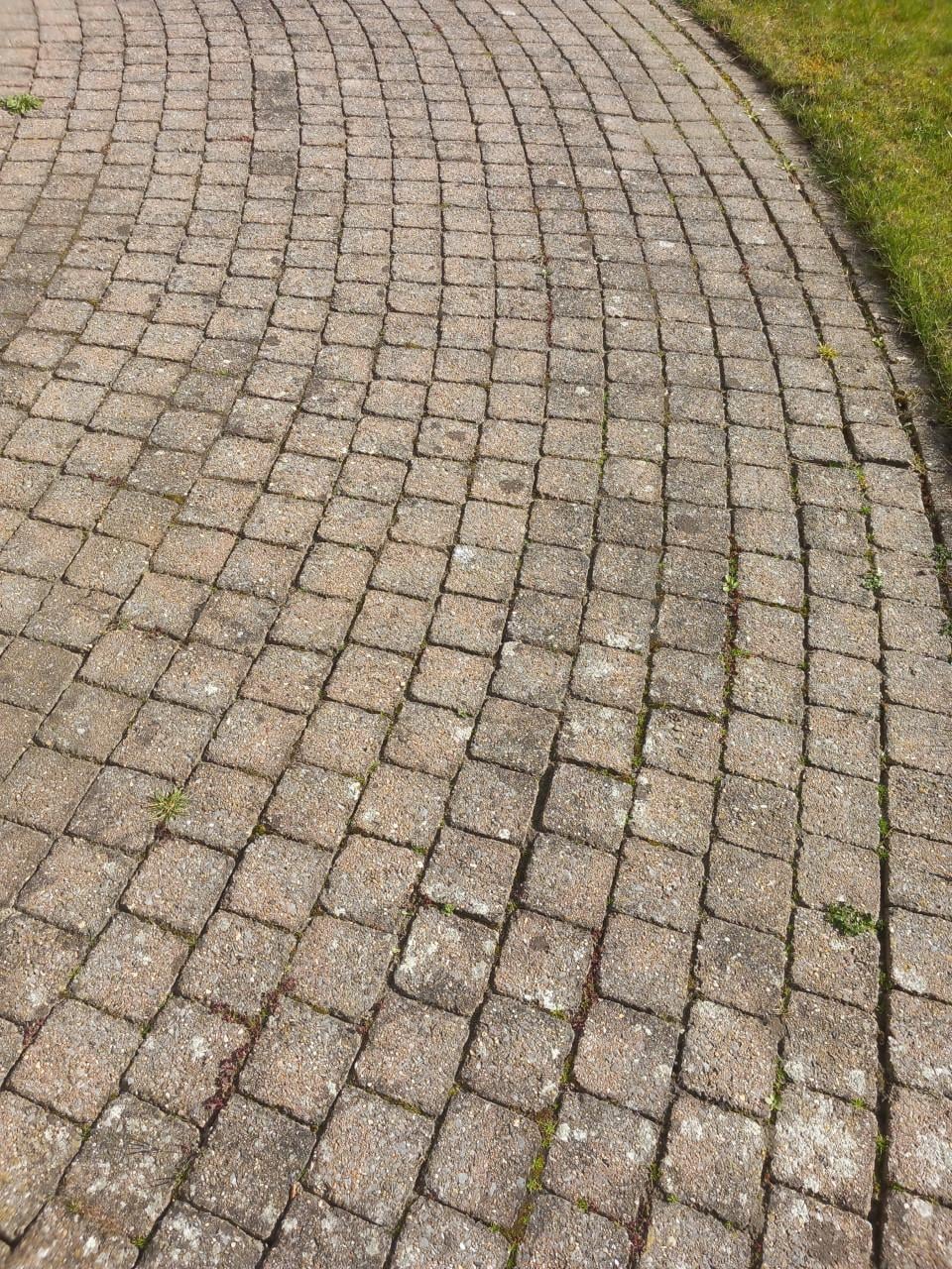 GRATIS ophalen ca. 40m2 klinkers (koppelstones)