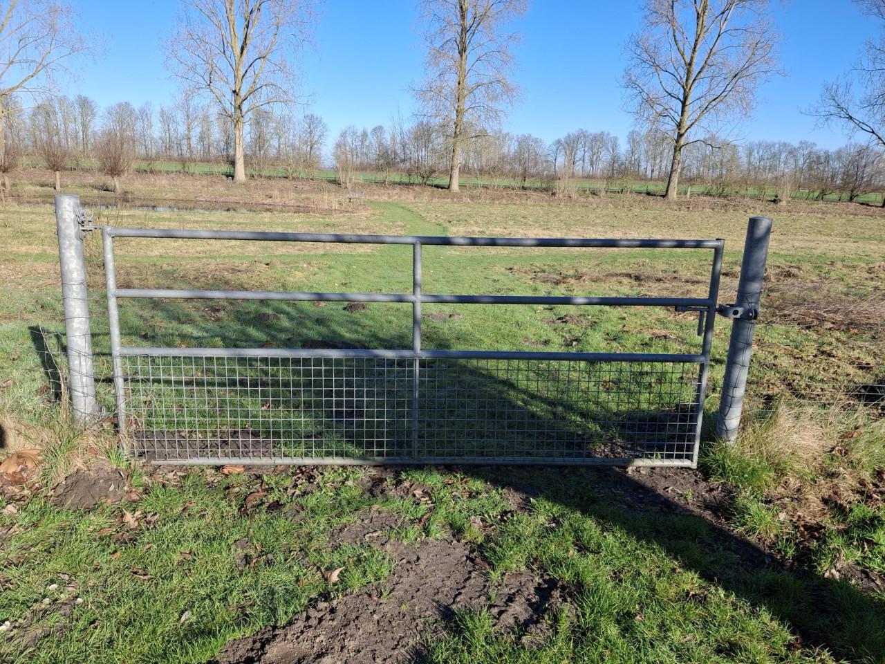 Weidepoort gegalvaniseerd 3 mtr