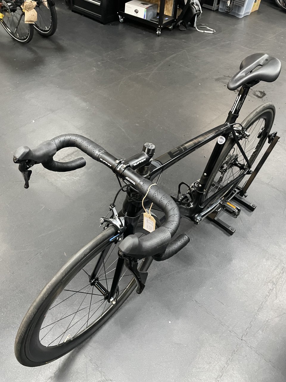 Sensa Giulia Full Carbon Racefiets zeer nette staat !!!