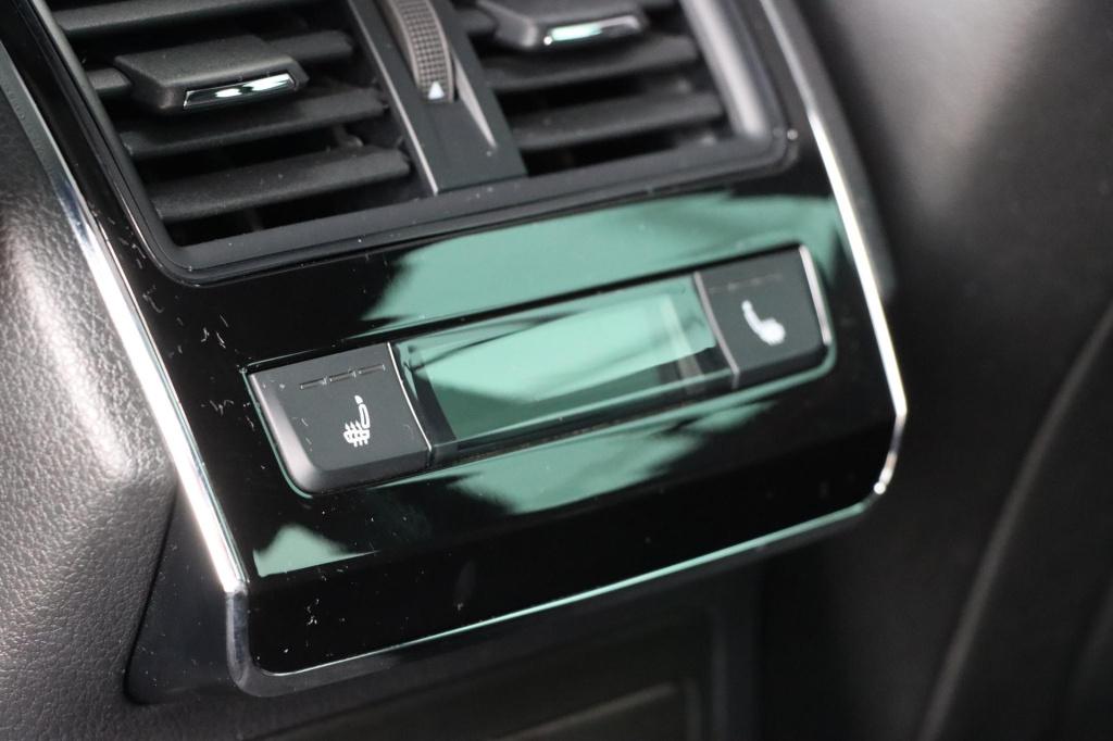 Skoda Superb combi 1.4 tsi iv sportline business 218pk dsg6