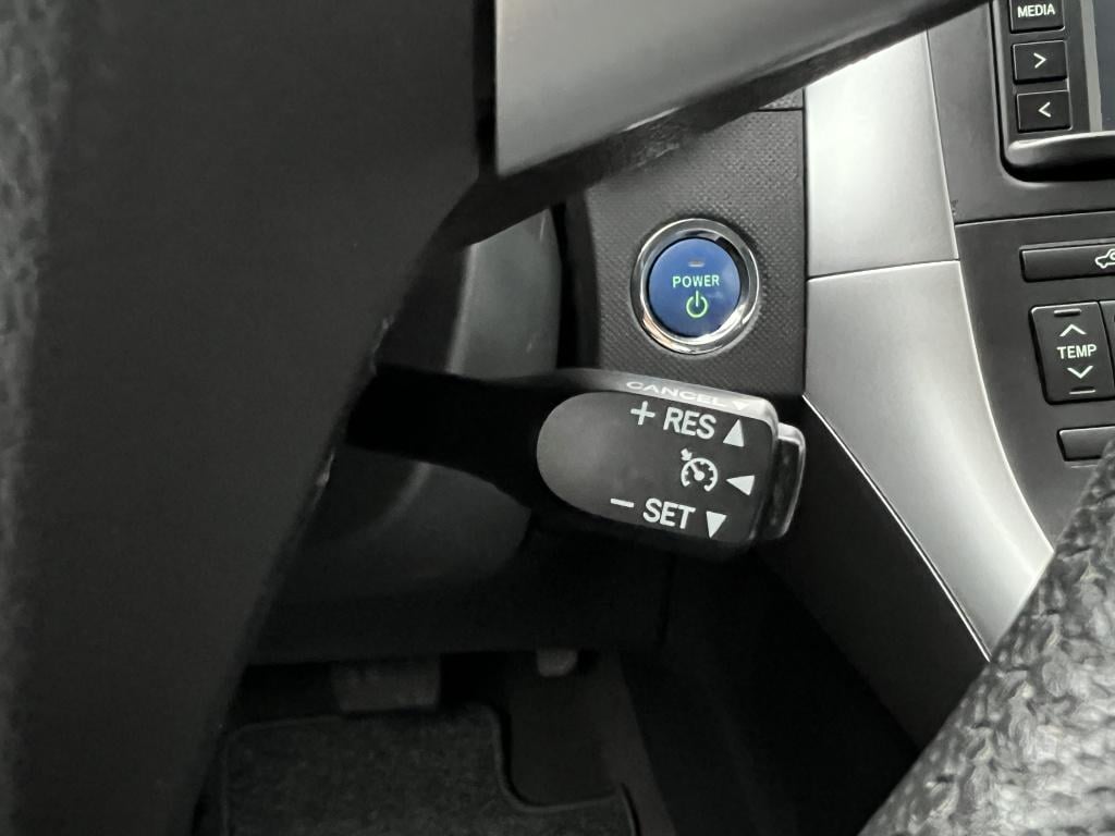 Toyota Auris 1.8 full hyb.exe.bns | trekhaak | parkeercamera