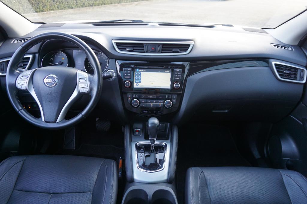 Nissan Qashqai 1.2 tekna - automaat / climate / navi / cruise / leder / cam