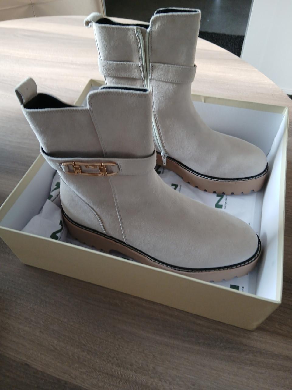 Dames laarsjes Natan maat38