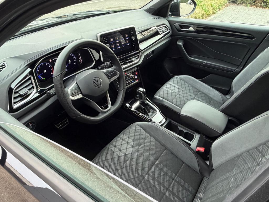 Volkswagen T-roc 1.5 tsi 150pk dsg r-line | camera | keyless | elek. achter