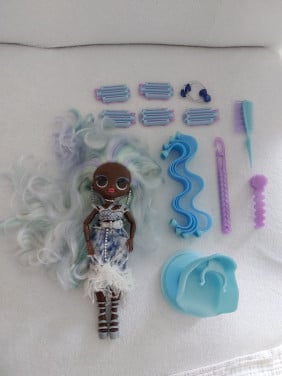 LOL pop  met haaraccessoires 24 cm.