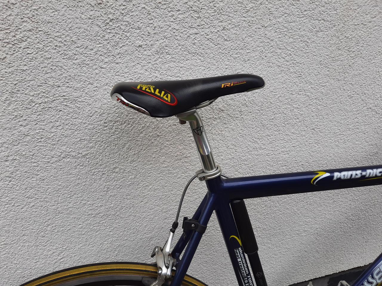 Wielrenfiets Paris-Nice van Jan Janssen maat L. Kleur blauw/geel