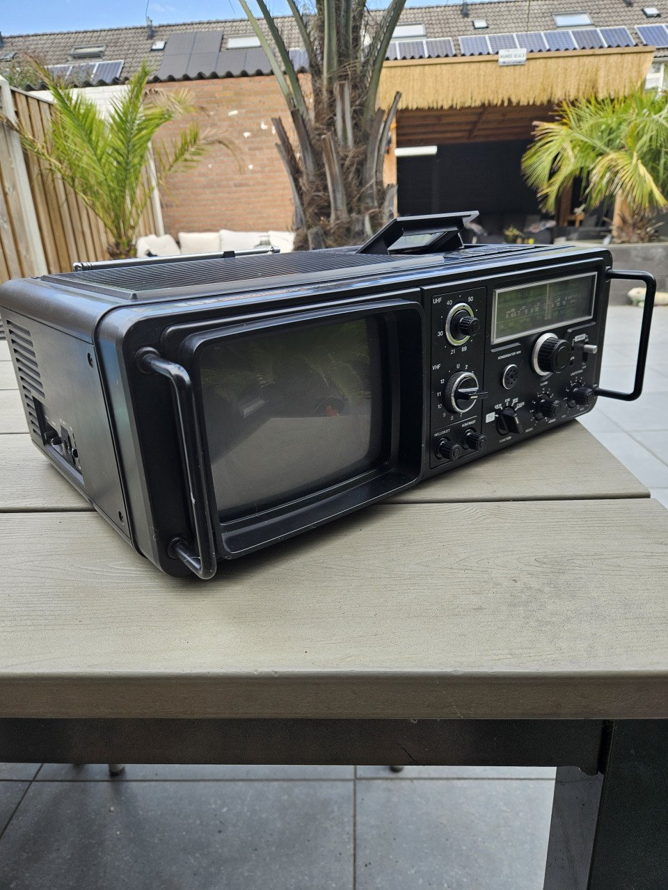 Leuk jaren 70 ISP Radio Cassette Tv model RTC-4020....