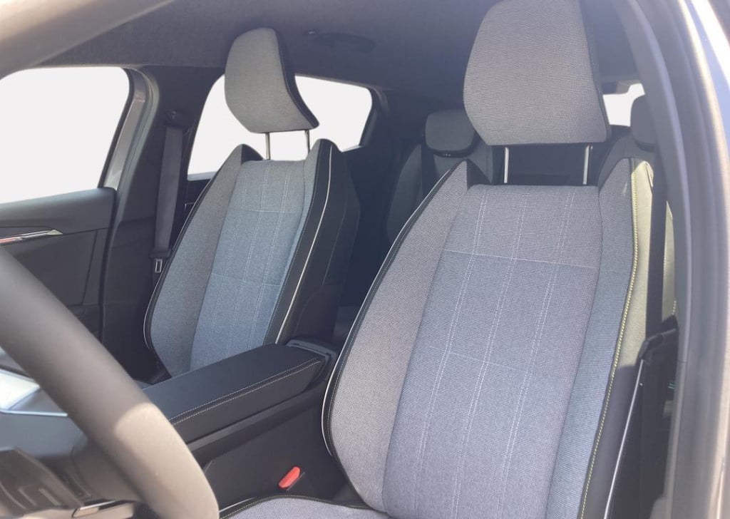 Renault Megane E-tech comfort range techno 60 kwh - pack winter techno / pa