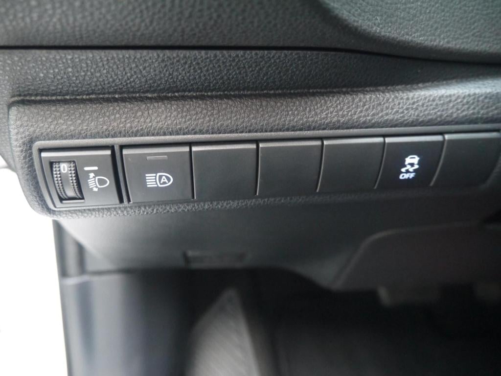 Toyota Corolla 1.8 hybrid dynamic|rijklaar