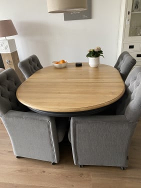 Eetkamertafel eiken rond/ovaal 120/160