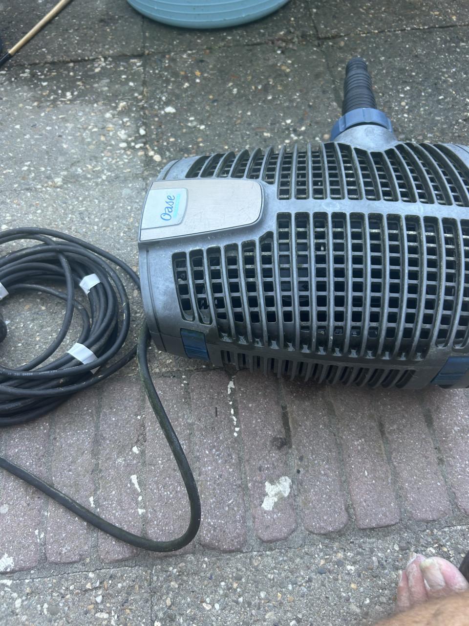 Te koop oase eco primium 8000 sterke en zuinige Vijverpomp