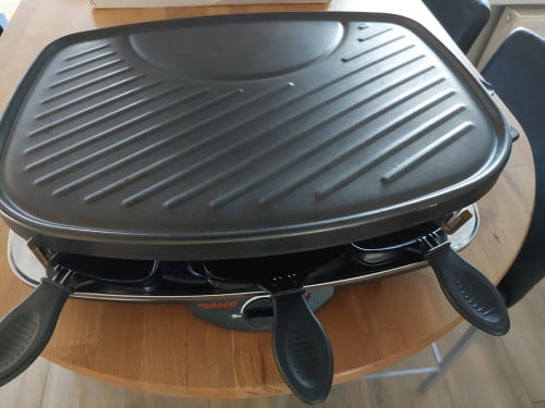 Te koop mooi 8 persoons Gourmet stel