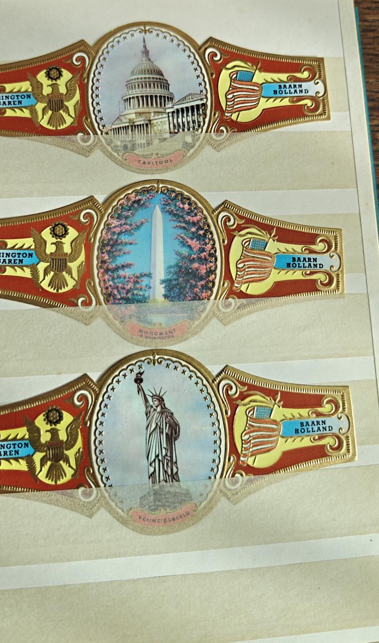 Een boekje met Sigarenbandjes