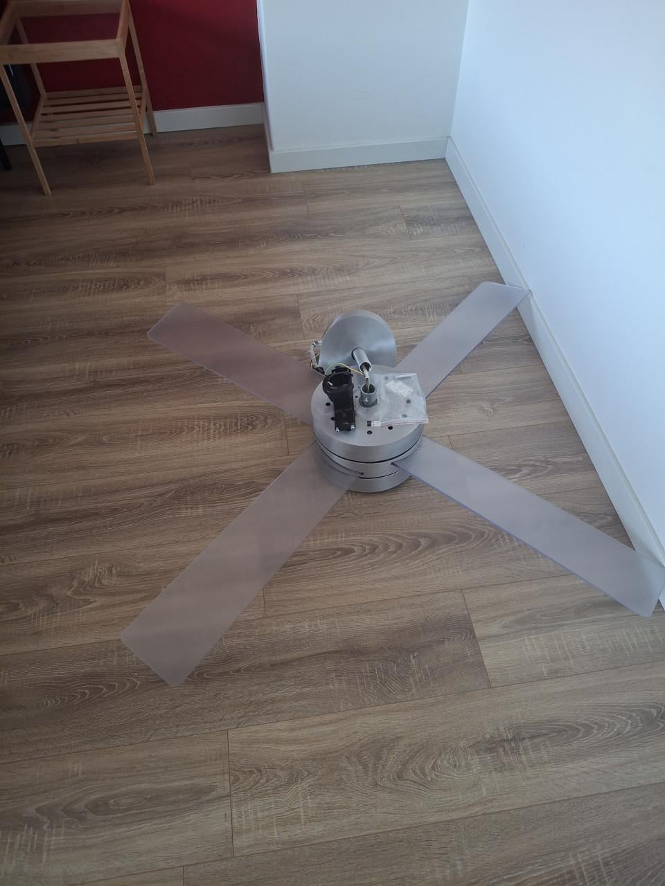 Gratis plafondventilator met licht