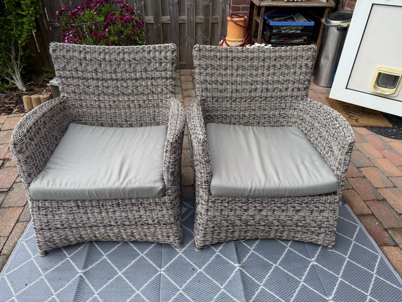 Tuinset bruin/beige.