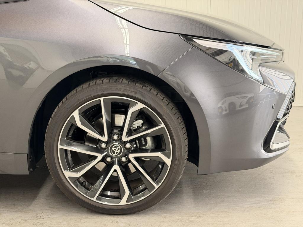 Toyota Corolla Touring Sports hybrid 180 executive