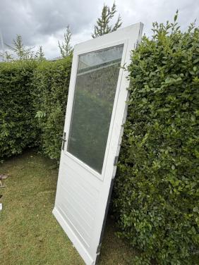 Hard houten deur met dubbelglas