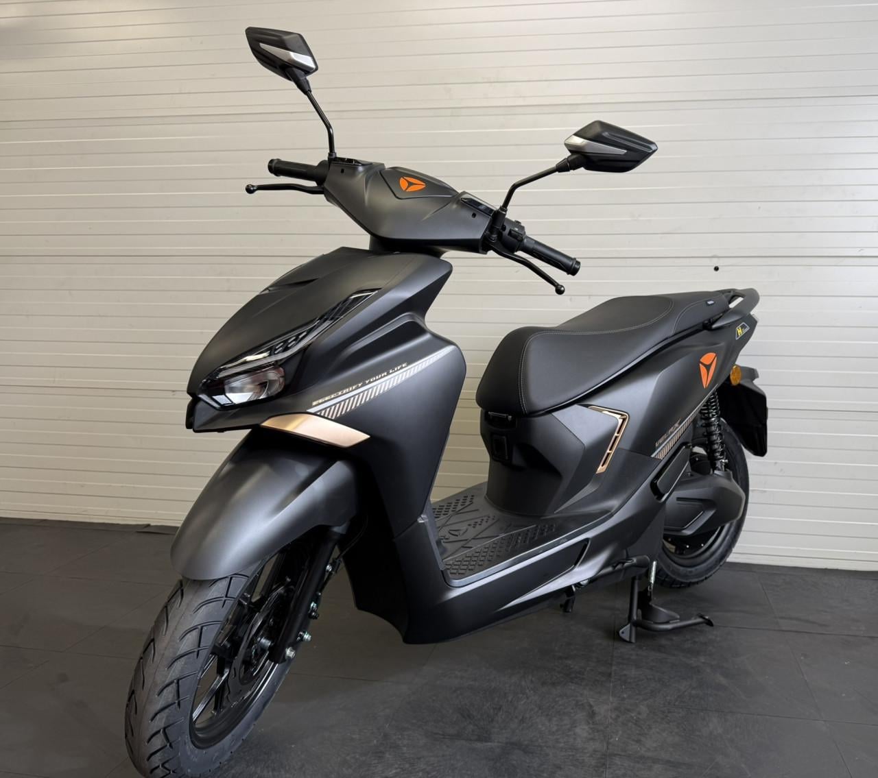 YADEA Velax Elektrische Scooter – Nieuw Model Nu Op Voorraad