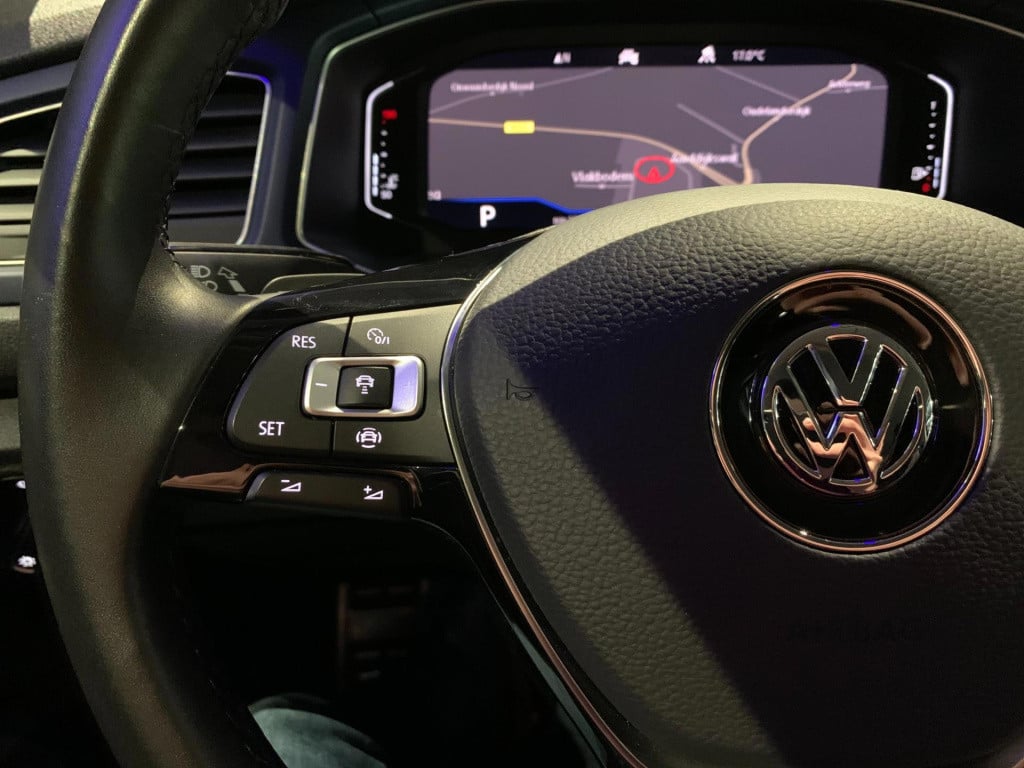 Volkswagen T-roc 1.5 tsi sport business r *led*app-connect*