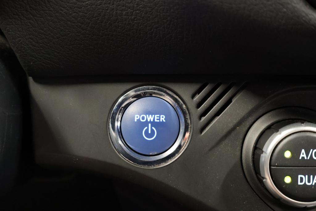 Toyota Yaris 1.5 hybrid executive