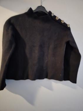 Korte zwarte trui Wolmix. Massimo Dutti Maat S. Valt klein Lengte 46 cm