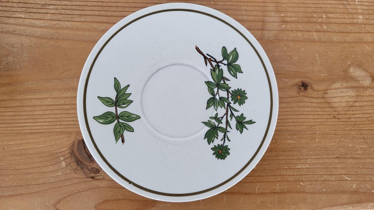 Kop en schotel (Winterling Bavaria - Douwe Egberts)