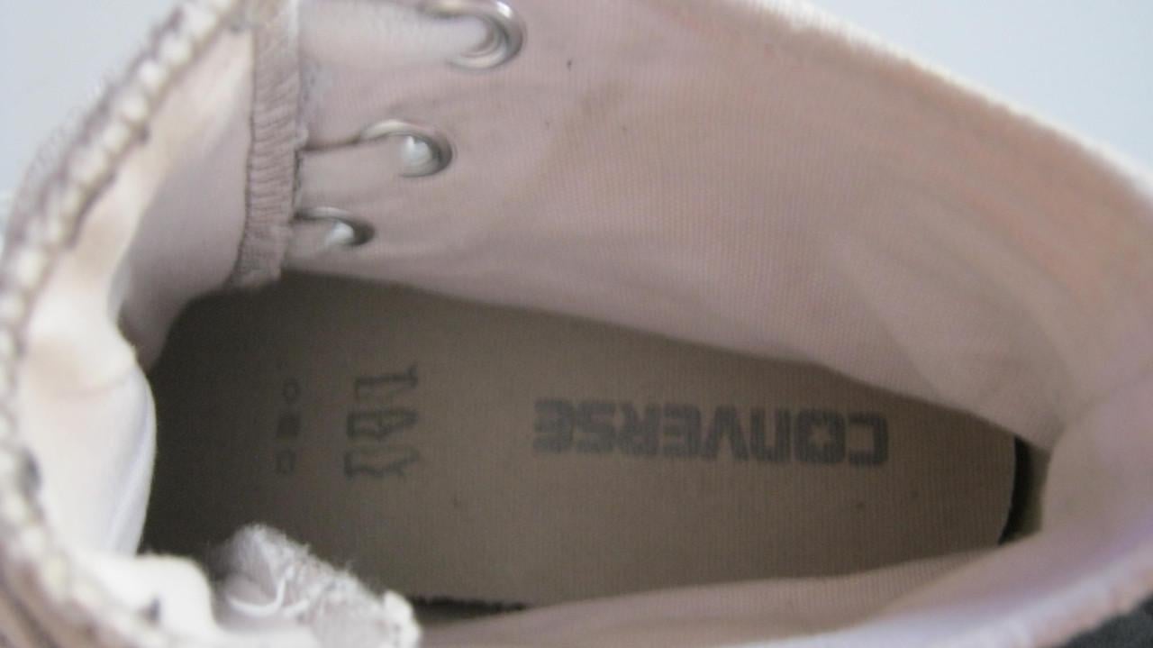 NIEUW CONVERSE MAAT 37 MOGEN WEG VOOR 40 EURO