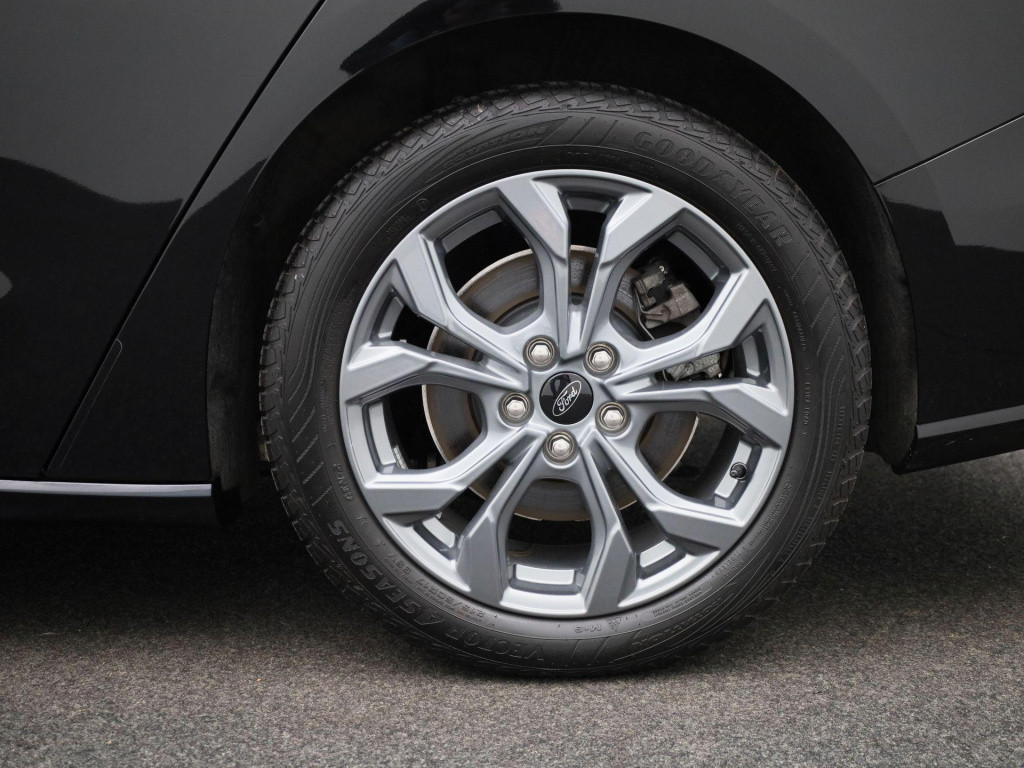 Ford Focus st line | automaat | climate control | cruise control | winterpa