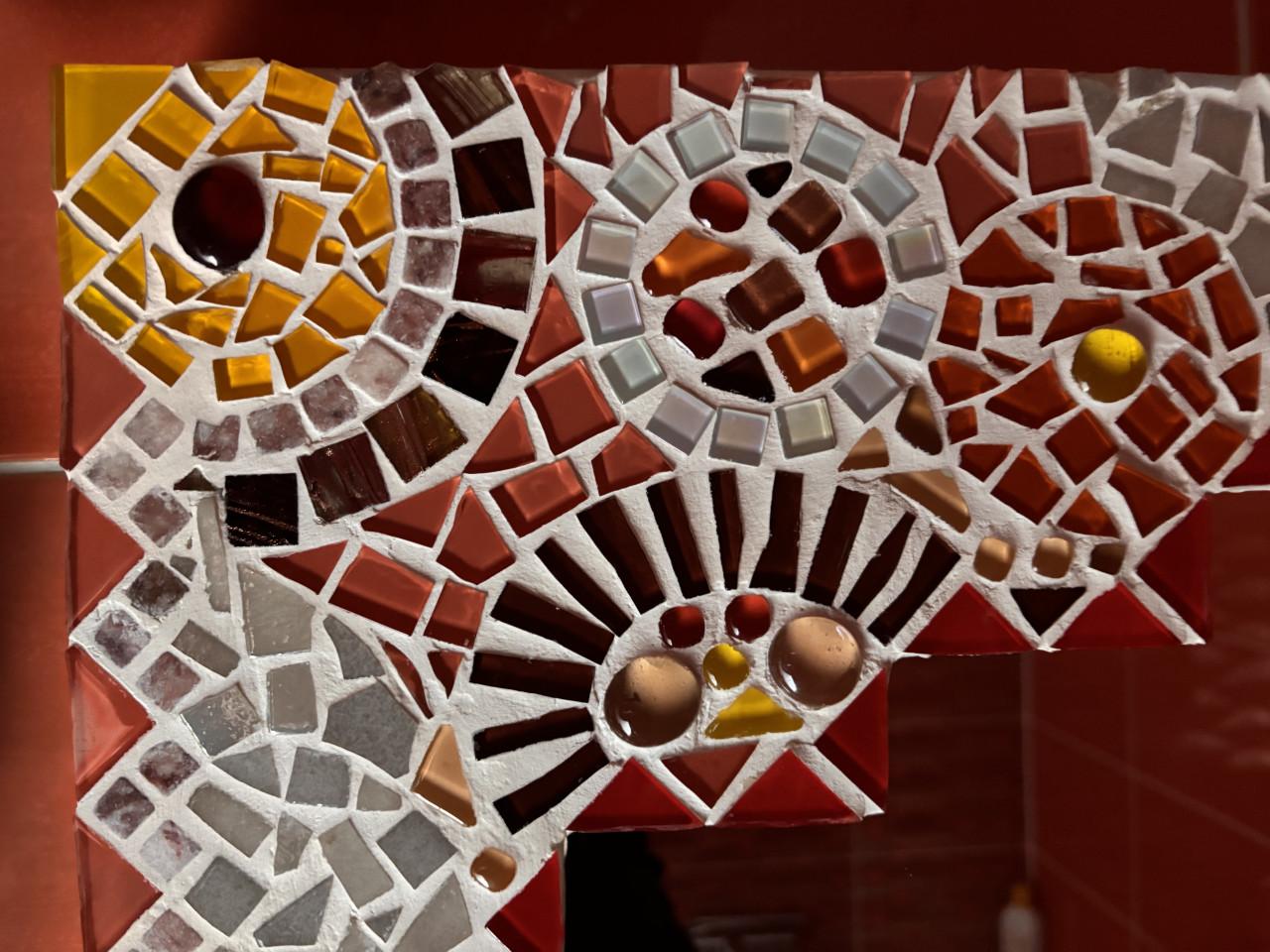 Spiegel met mozaïek-lijst