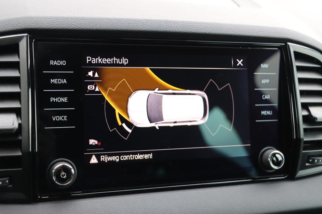 Skoda Karoq 1.5 tsi sportline 150pk dsg7 voor+achterbankverwarming | stuurv